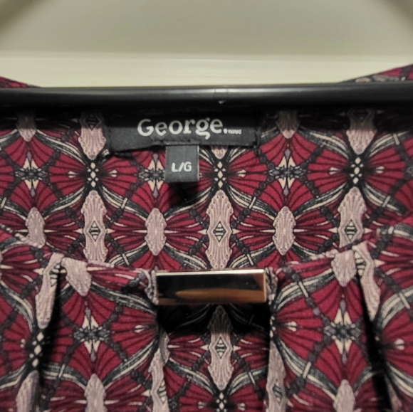 Womens top - Picture 2 of 3